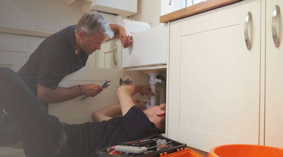 Professional burst pipe repair services in Hinsdale, MT